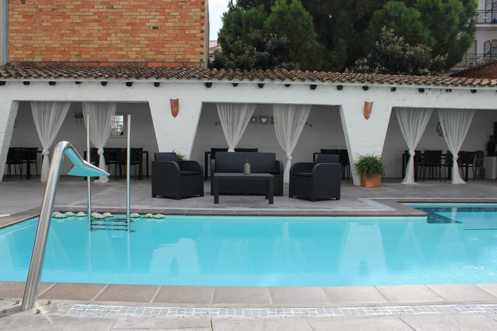 Hotel Salomé Calafell Esterno foto