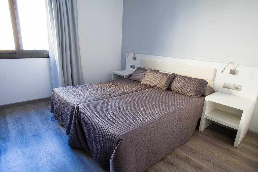Hotel Salomé Calafell Esterno foto